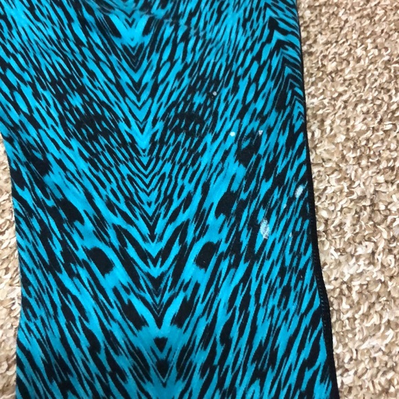 Nike running capri tights. Size Small - Picture 7 of 8